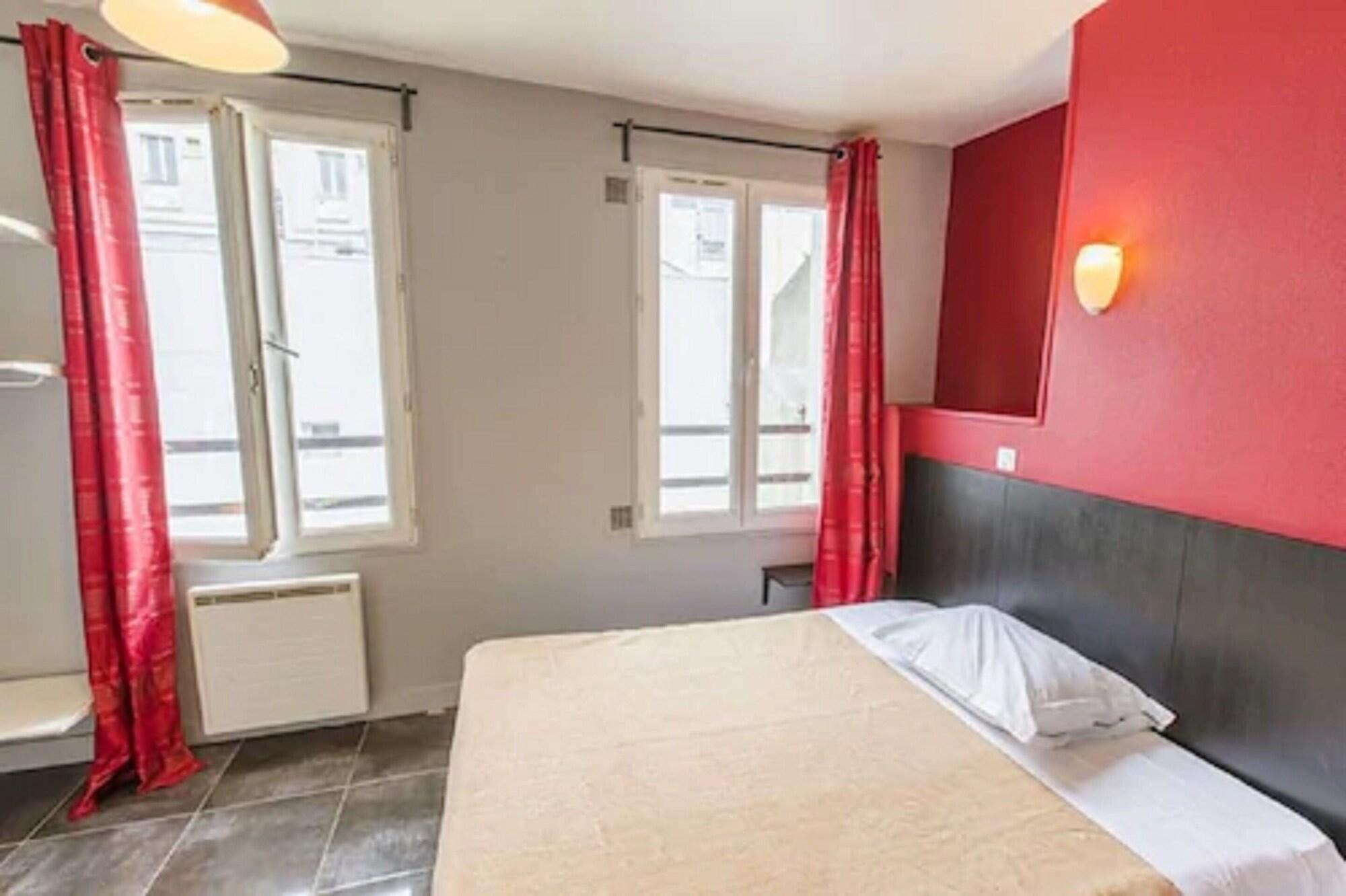Hipotel Paris Montmartre Gare Du Nord Екстериор снимка