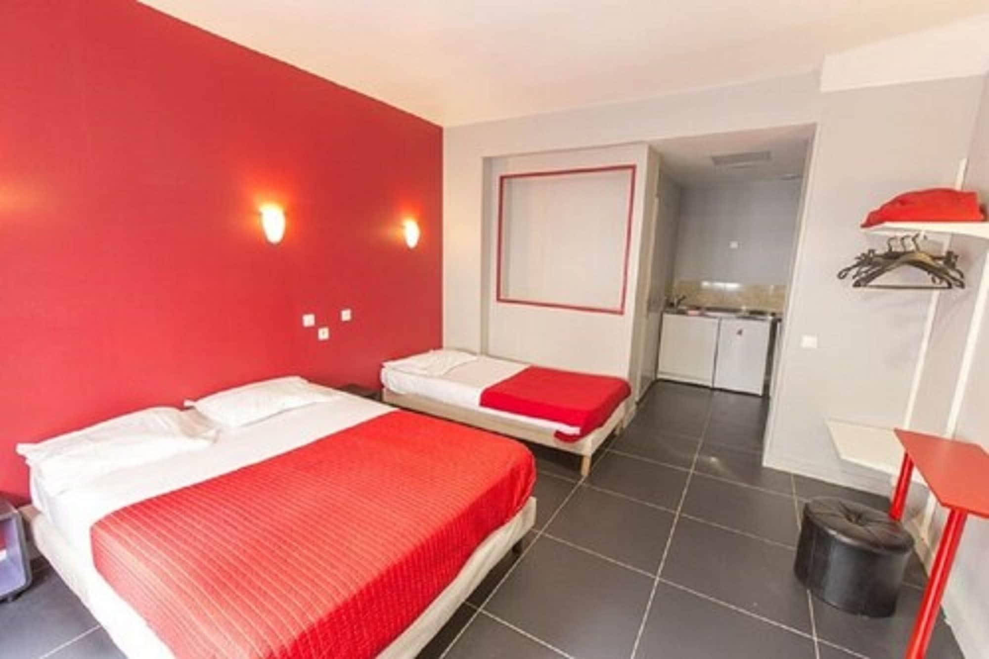 Hipotel Paris Montmartre Gare Du Nord Екстериор снимка