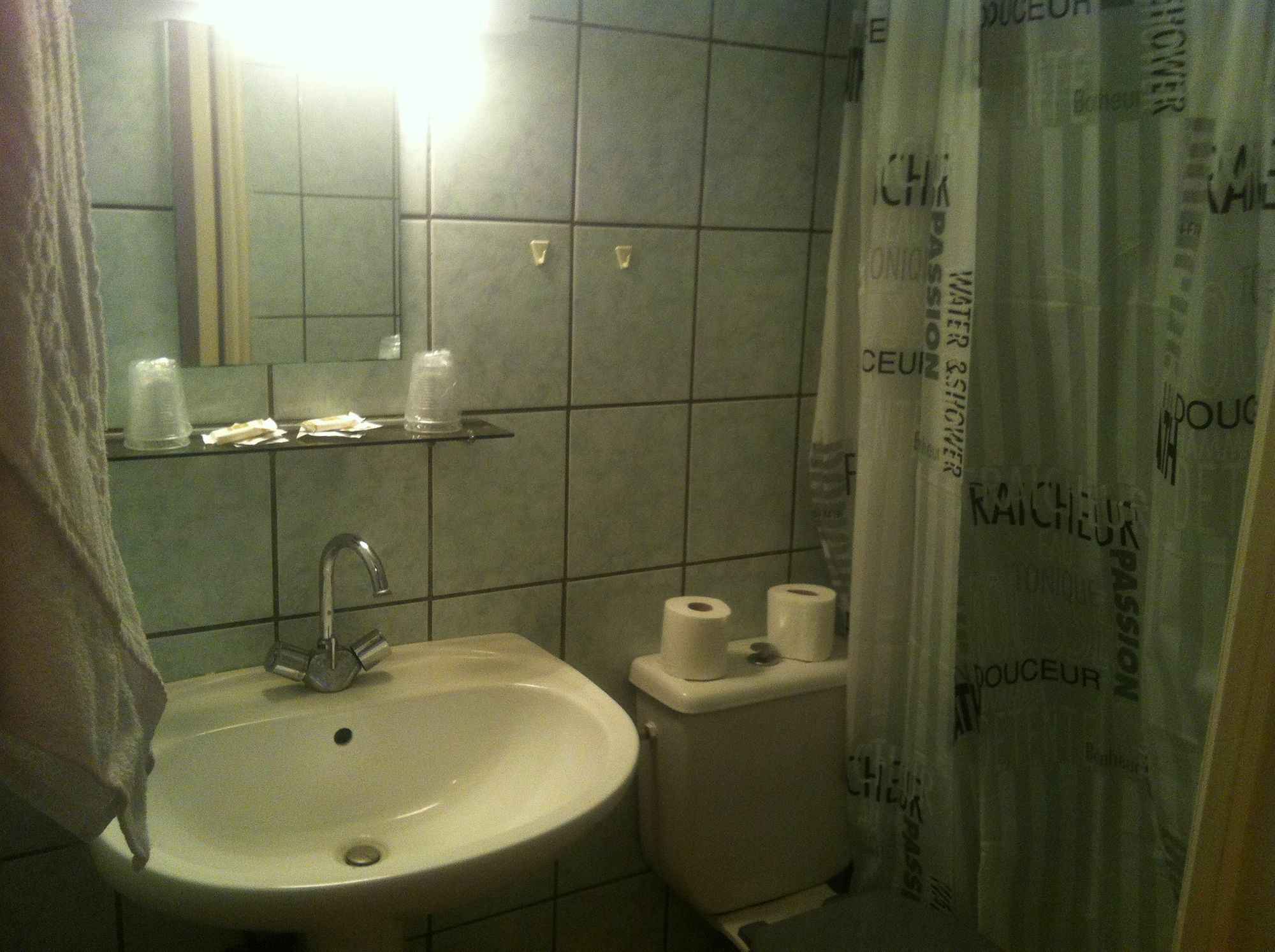 Hipotel Paris Montmartre Gare Du Nord Екстериор снимка